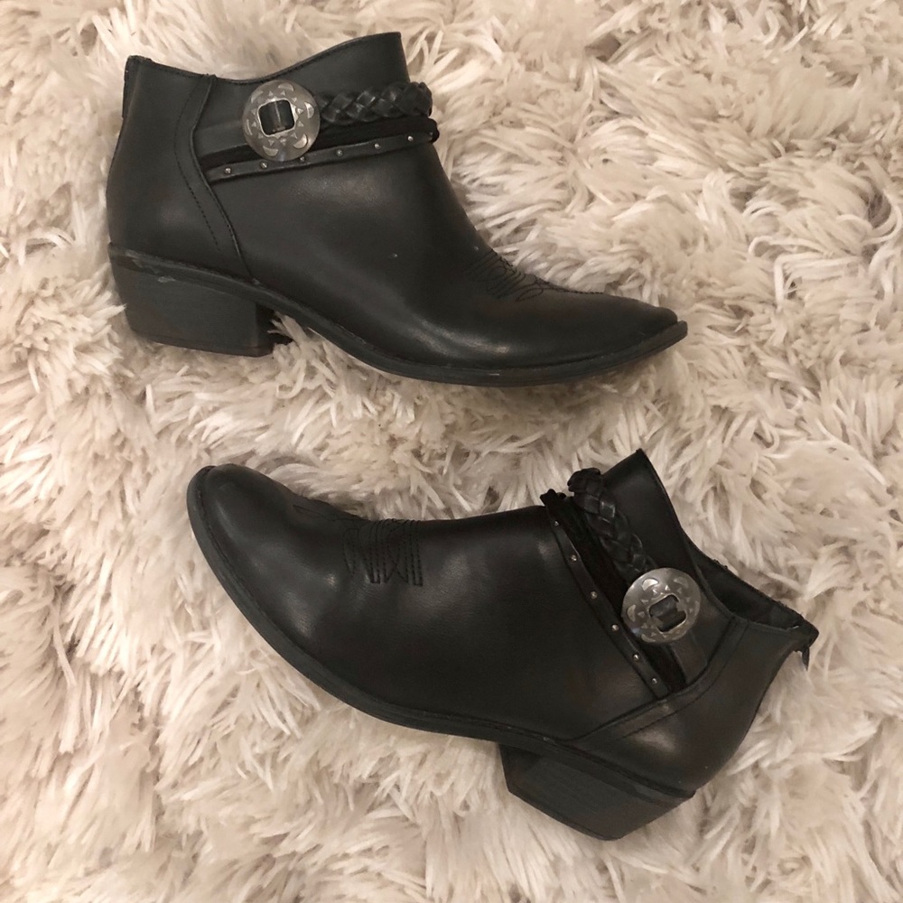DV by Dolce Vita Black Western Bootie